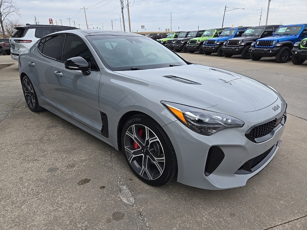 Used 2020 Kia Stinger GT2 image 13