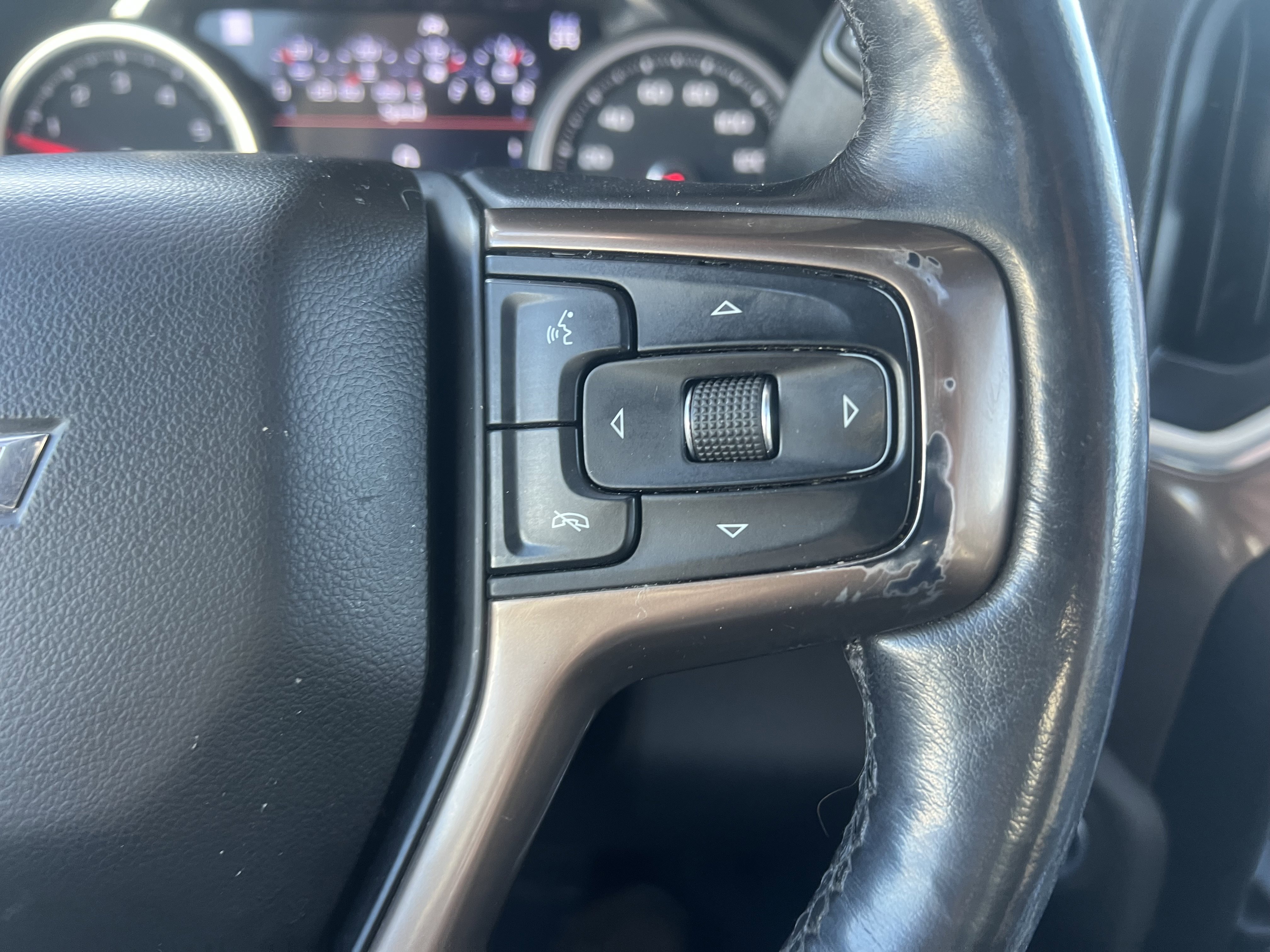 Used 2019 Chevrolet Silverado 1500 High Country w/ Technology Package image 20