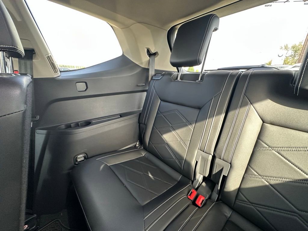 Used 2024 Volkswagen Atlas SE image 27