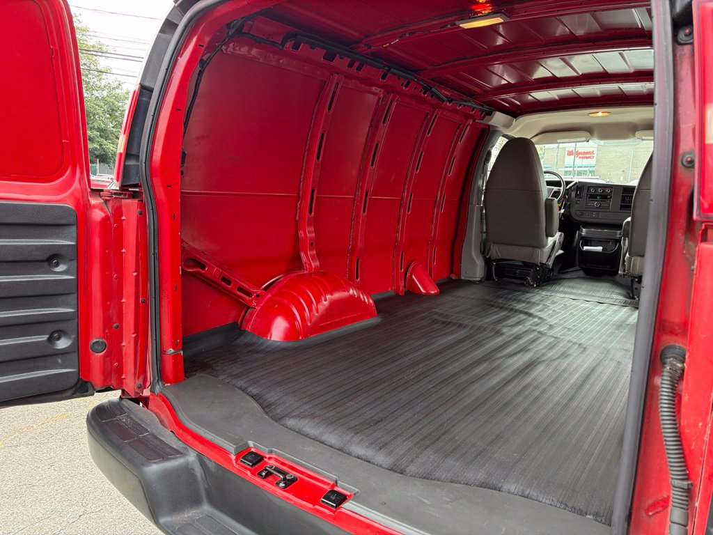 Used 2013 GMC Savana 3500 w/ Power Package RWD image 11