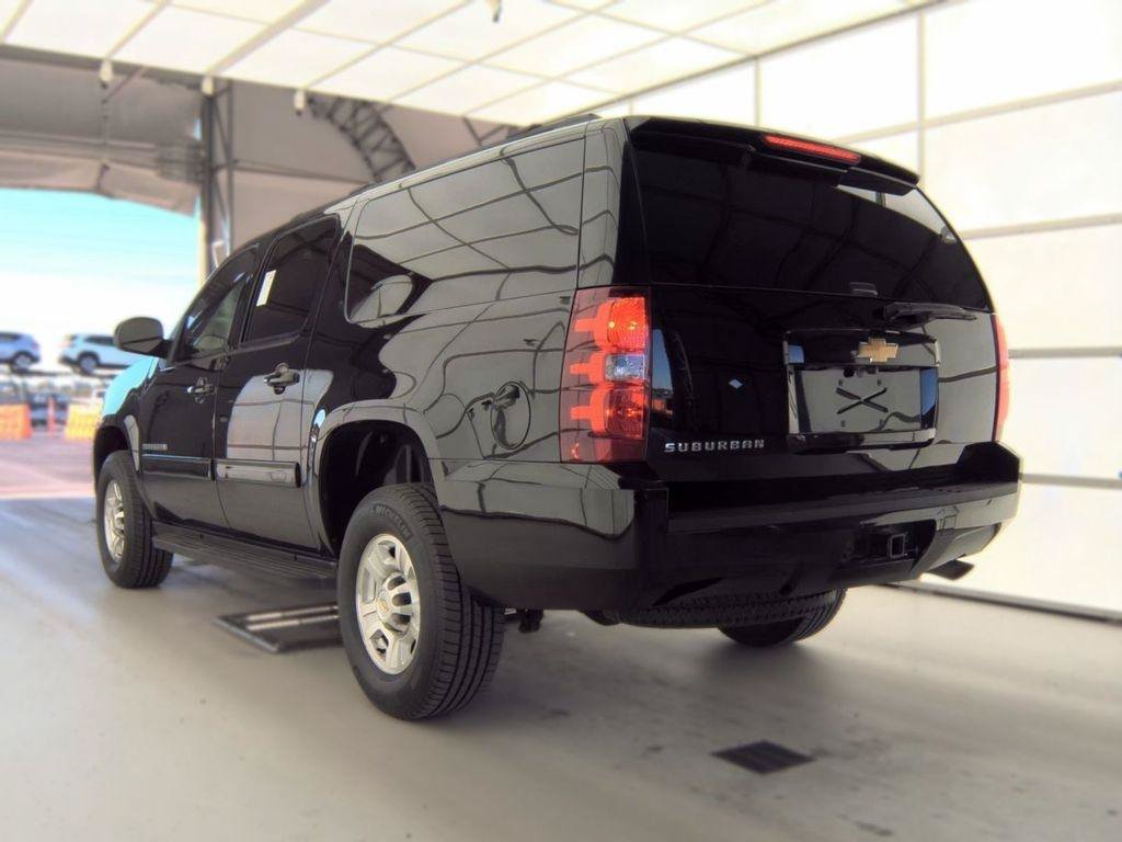 Used 2013 Chevrolet Suburban 2500 LS w/ Skid Plate Package AWD/4WD image 5