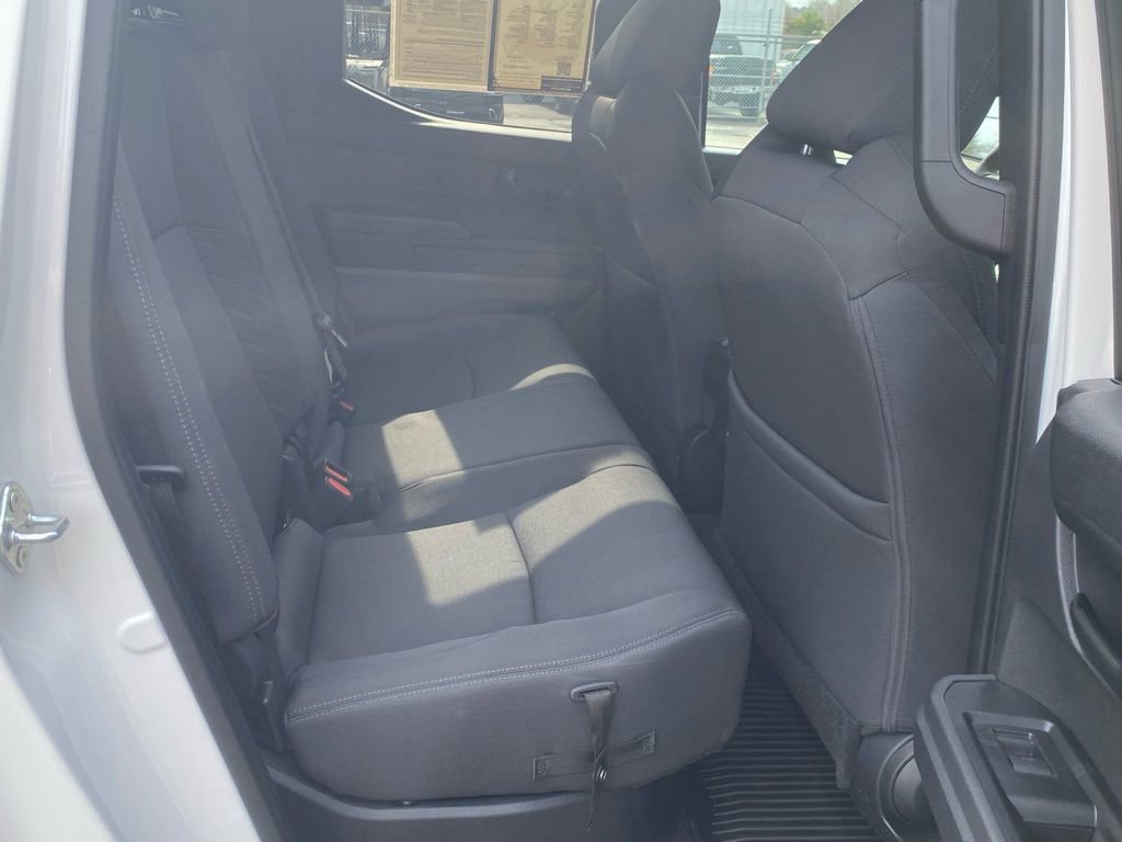 Used 2024 Toyota Tacoma SR5 w/ SR5 Upgrade Package image 17