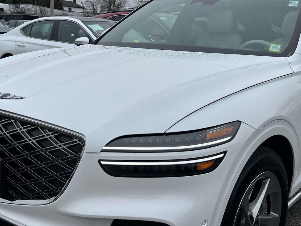 Certified 2026 Genesis GV70 2.5T Advanced image 8