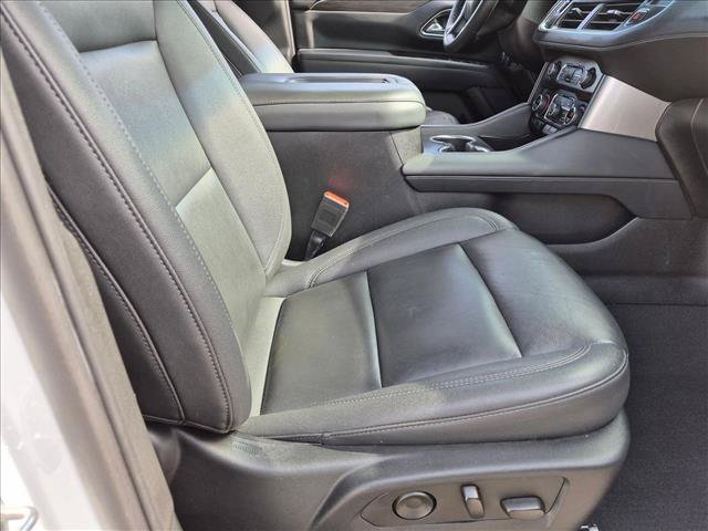 Used 2023 Chevrolet Suburban Z71 w/ Luxury Package AWD/4WD image 21