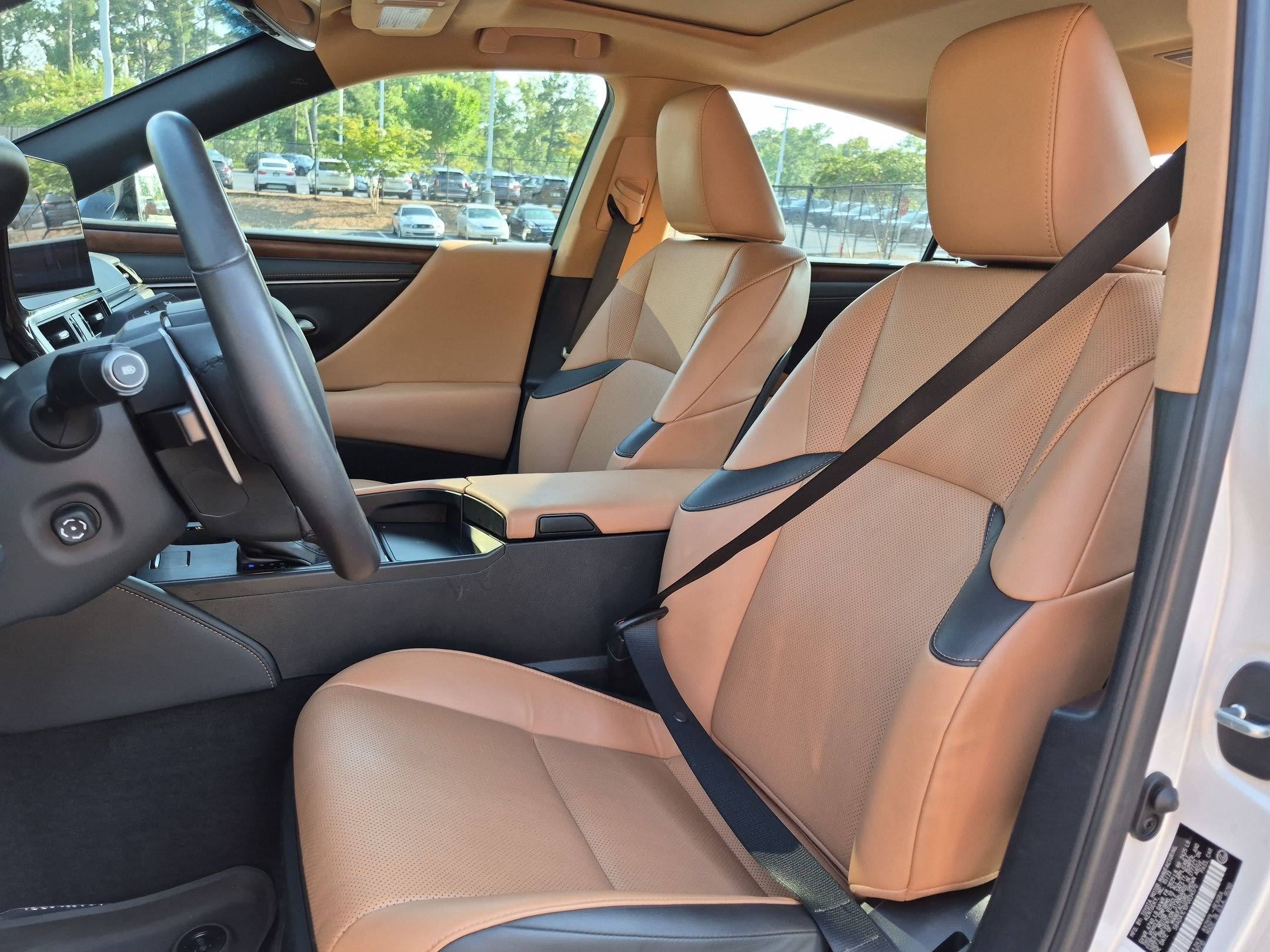 Used 2023 Lexus ES 300h w/ Premium Package FWD image 16