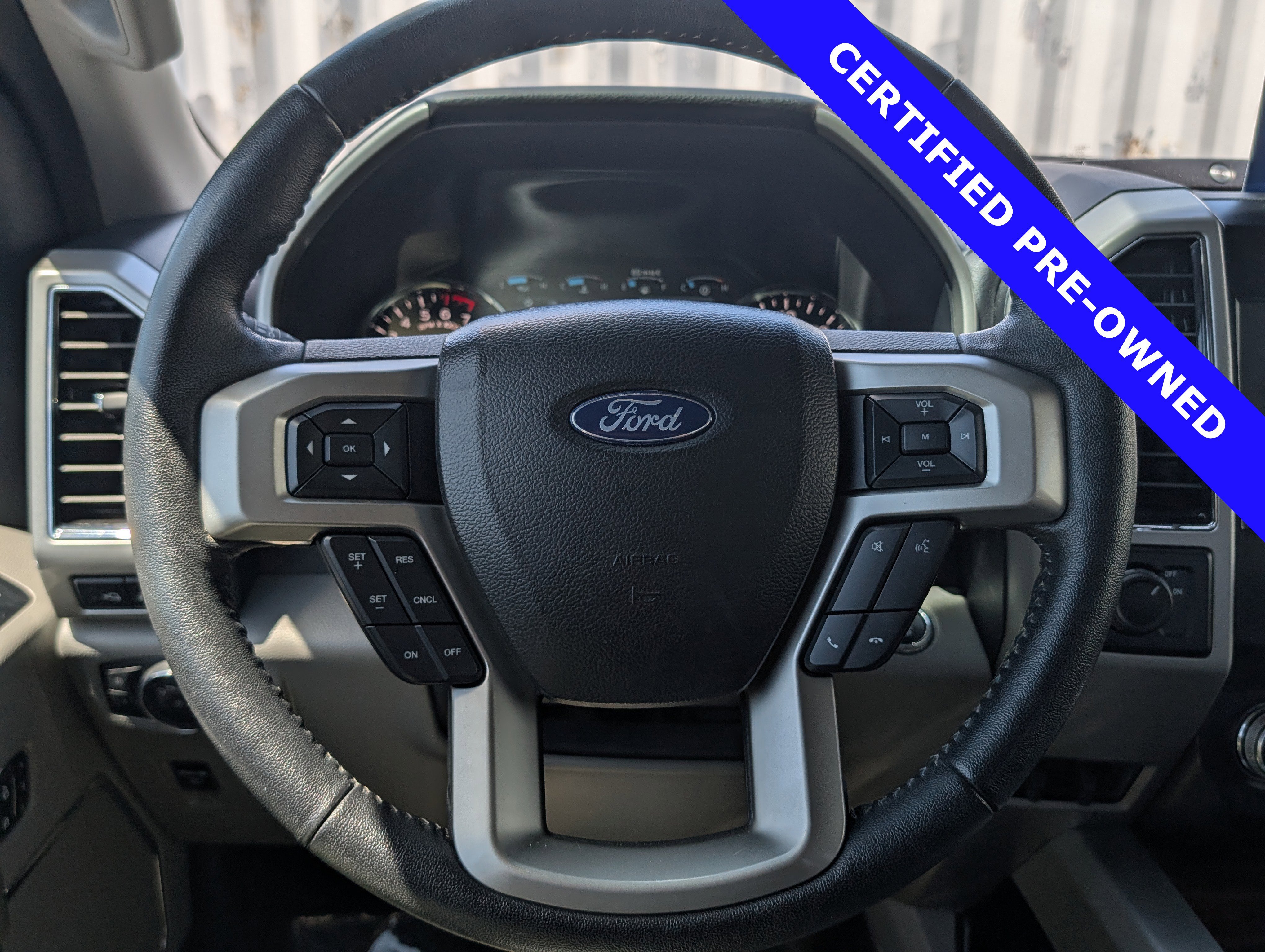 Certified 2020 Ford F150 Lariat w/ Equipment Group 502A Luxury RWD image 29