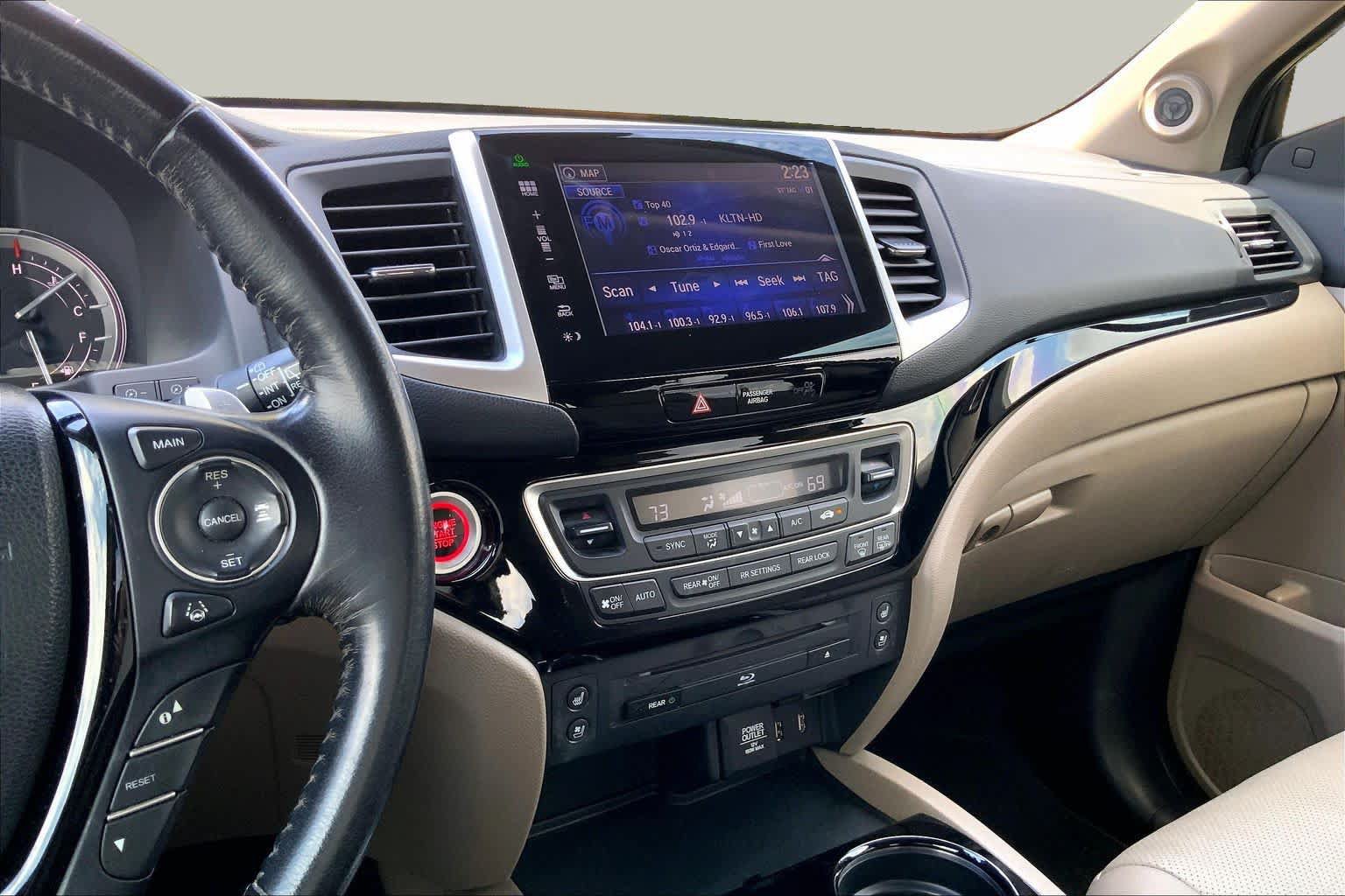 Used 2016 Honda Pilot Elite image 7
