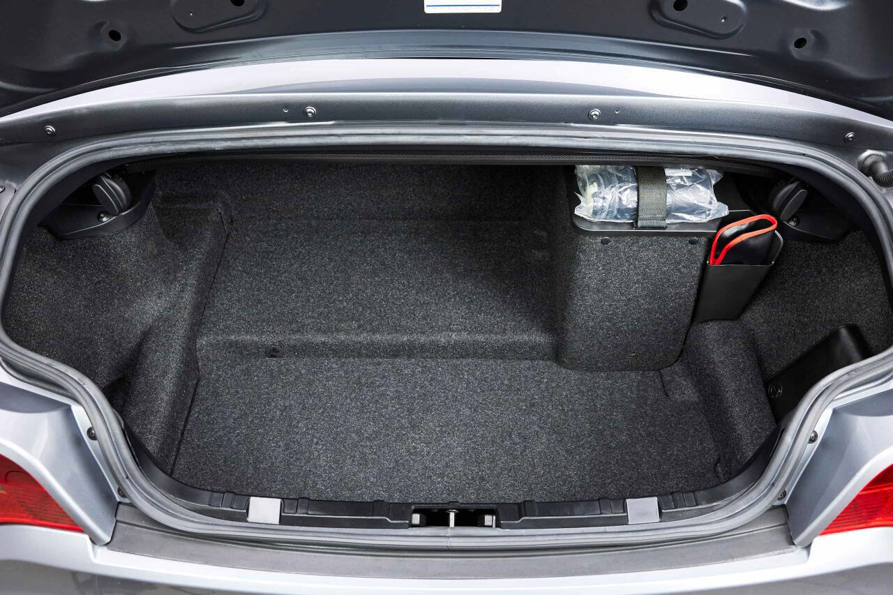 Used 2006 BMW M Roadster Base 2dr Convertible image 90