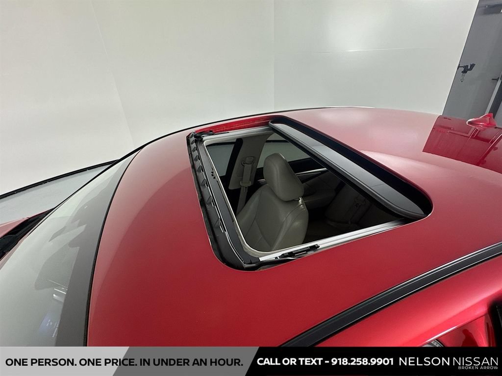 Used 2022 INFINITI Q50 Luxe w/ Cargo Package RWD image 22