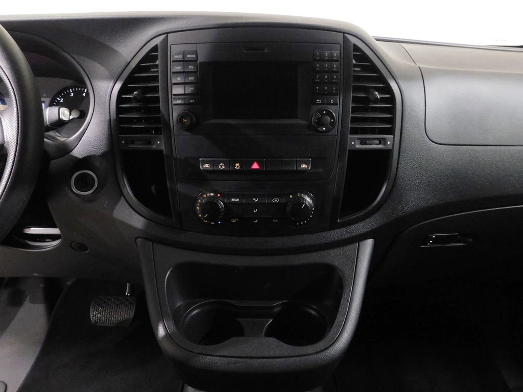 Used 2019 Mercedes-Benz Metris Passenger image 43
