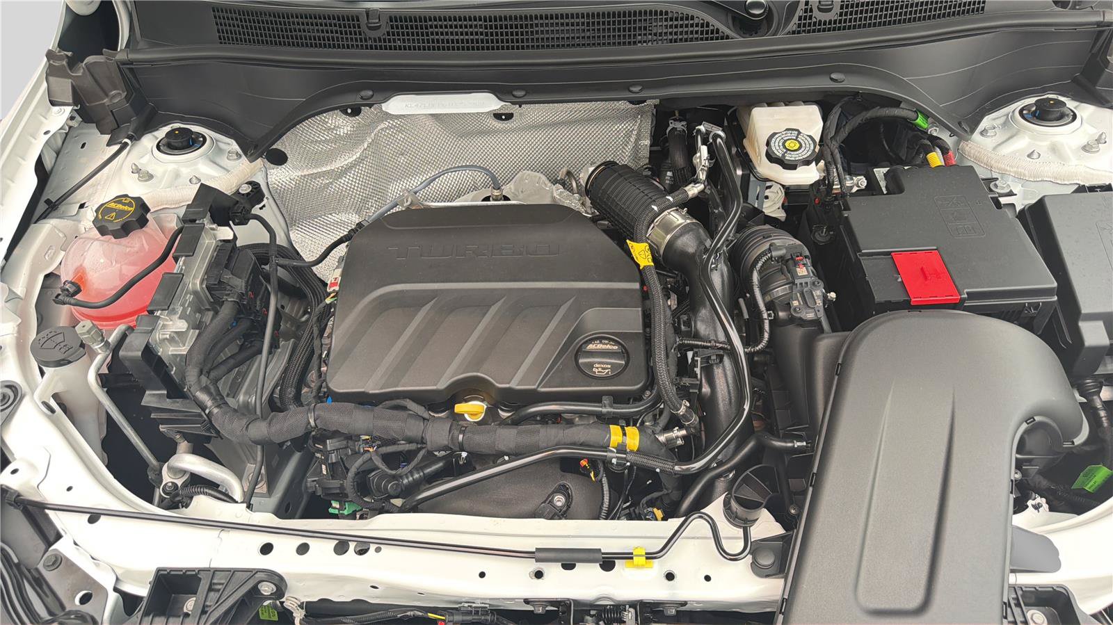 New 2026 Buick Envista Sport Touring w/ Convenience I Package FWD image 25