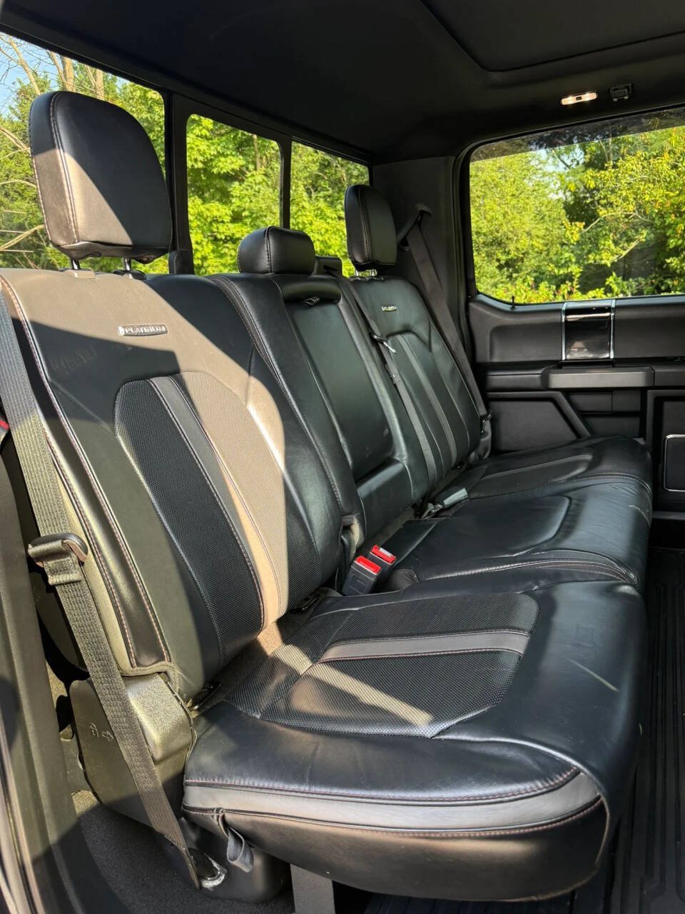 Used 2021 Ford F450 Platinum w/ FX4 Off-Road Package AWD/4WD image 21