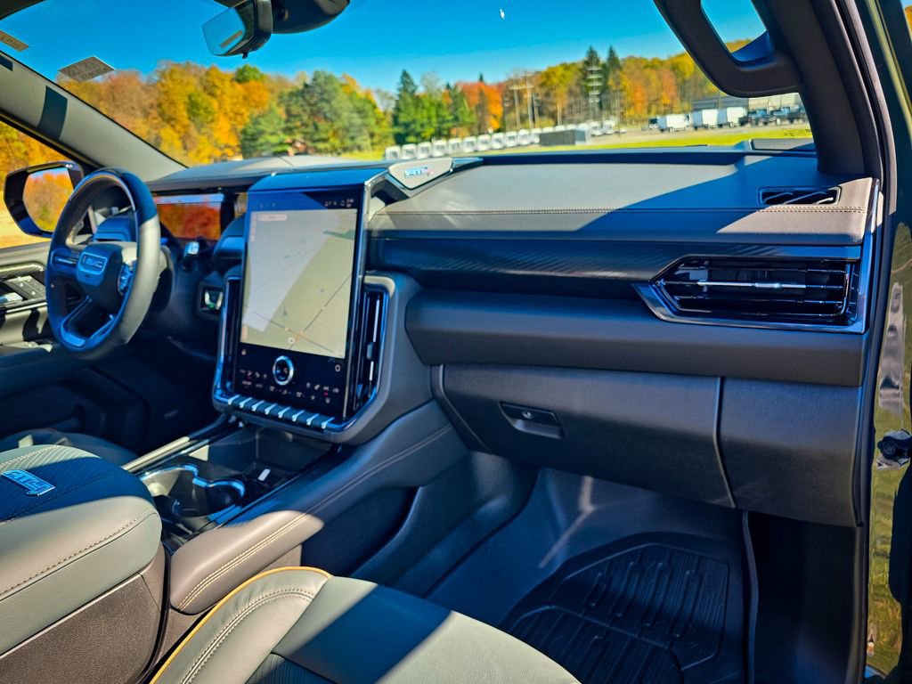 New 2026 GMC Yukon AT4 w/ AT4 Premium Plus Package image 50