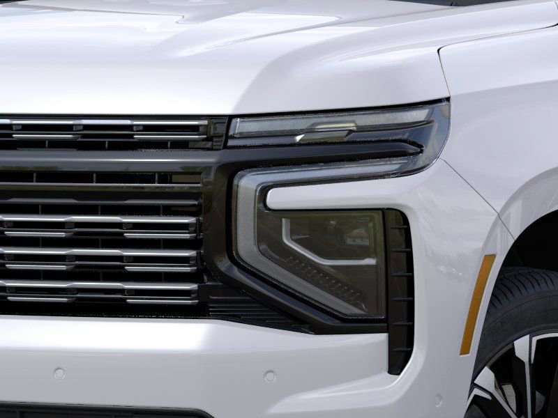 New 2025 Chevrolet Suburban High Country AWD/4WD image 10