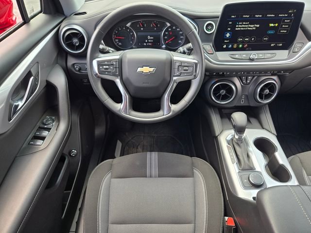 Used 2024 Chevrolet Blazer LT w/ Convenience Package image 12