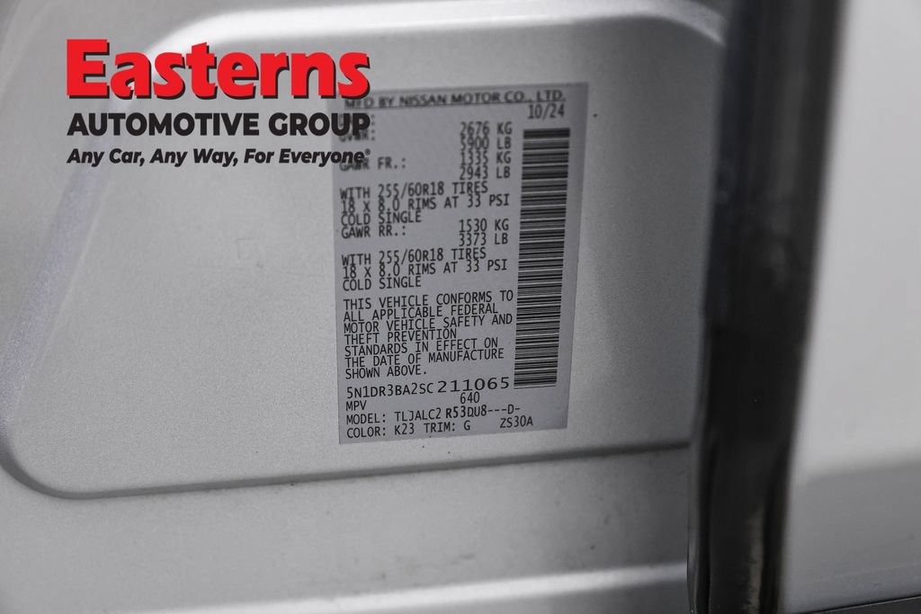 Used 2025 Nissan Pathfinder SV FWD image 39