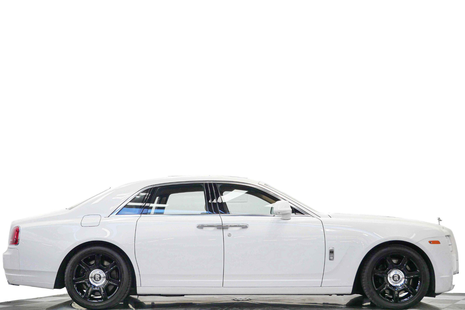 Used 2013 Rolls-Royce Ghost RWD image 2