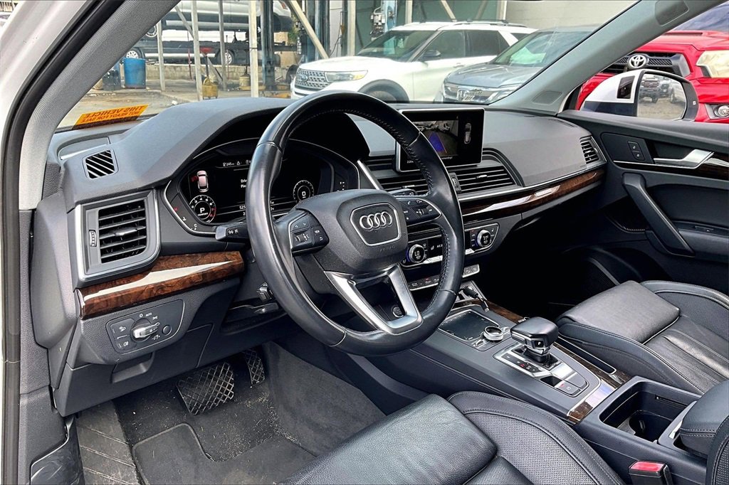 Used 2018 Audi Q5 2.0T Premium Plus w/ Premium Plus Package image 13