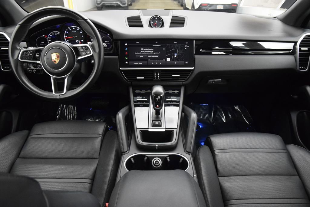 Used 2022 Porsche Cayenne image 21