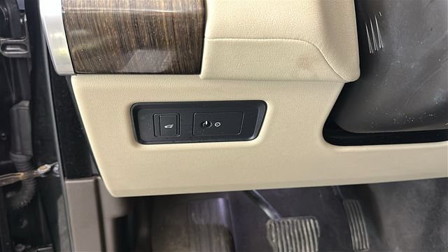 Used 2016 Land Rover Range Rover Sport HSE AWD/4WD image 21