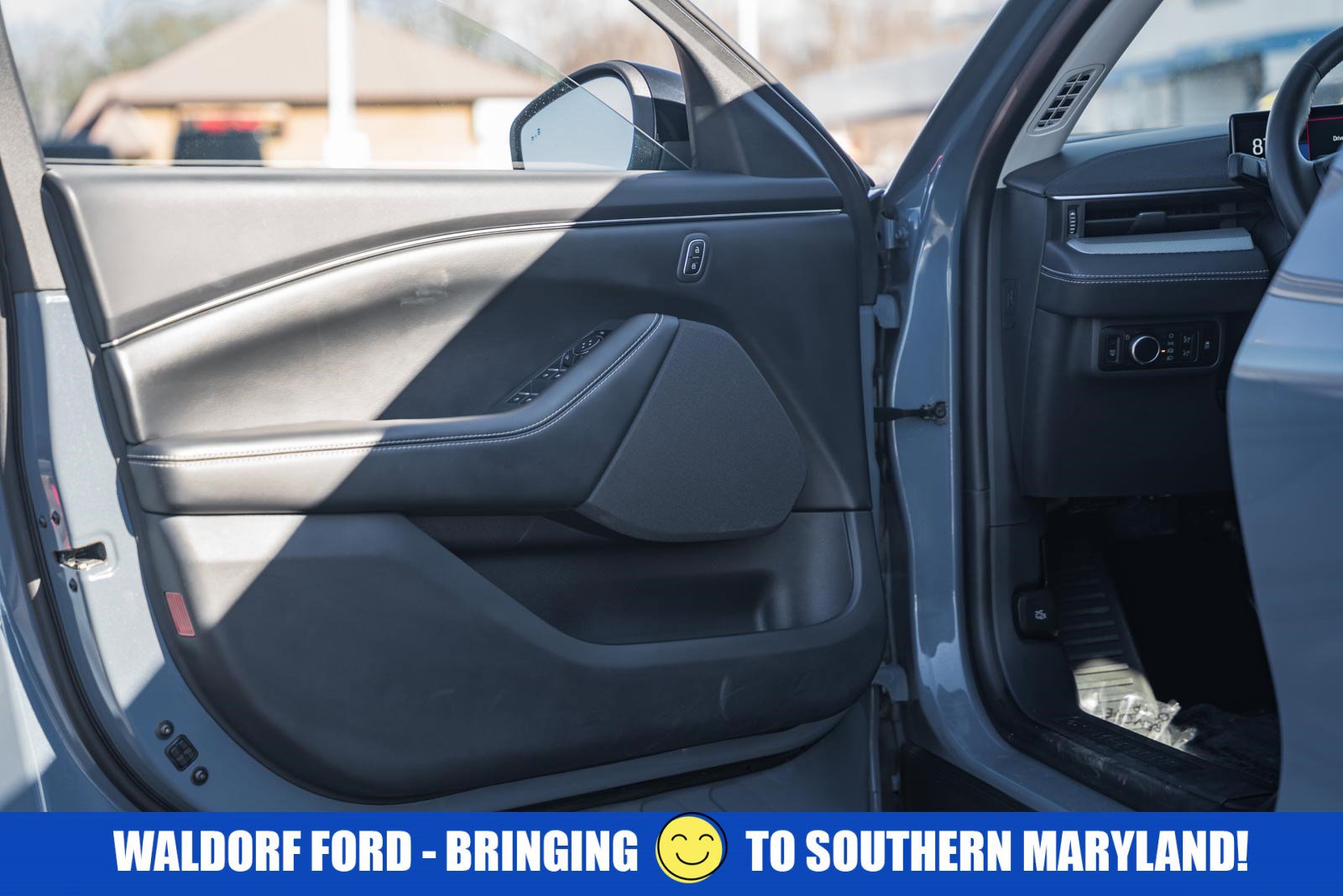 Used 2023 Ford Mustang Mach-E Select image 41