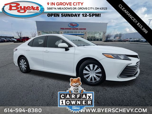 Used 2022 Toyota Camry LE FWD image 1