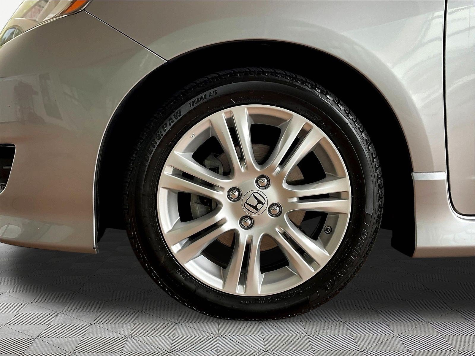 Used 2009 Honda Fit Sport image 29