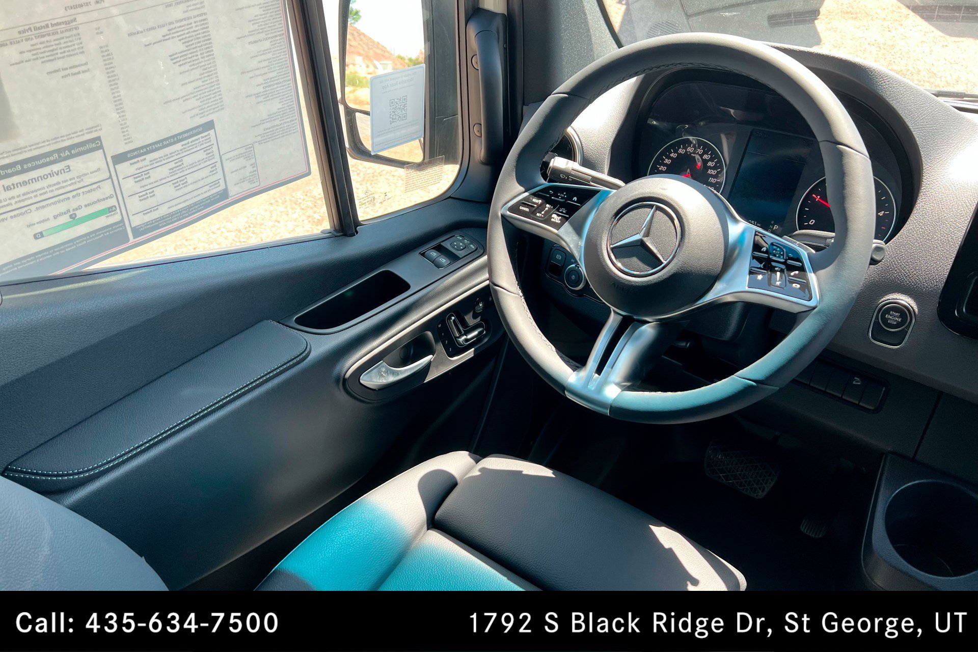 Used 2025 Mercedes-Benz Sprinter 2500 image 11