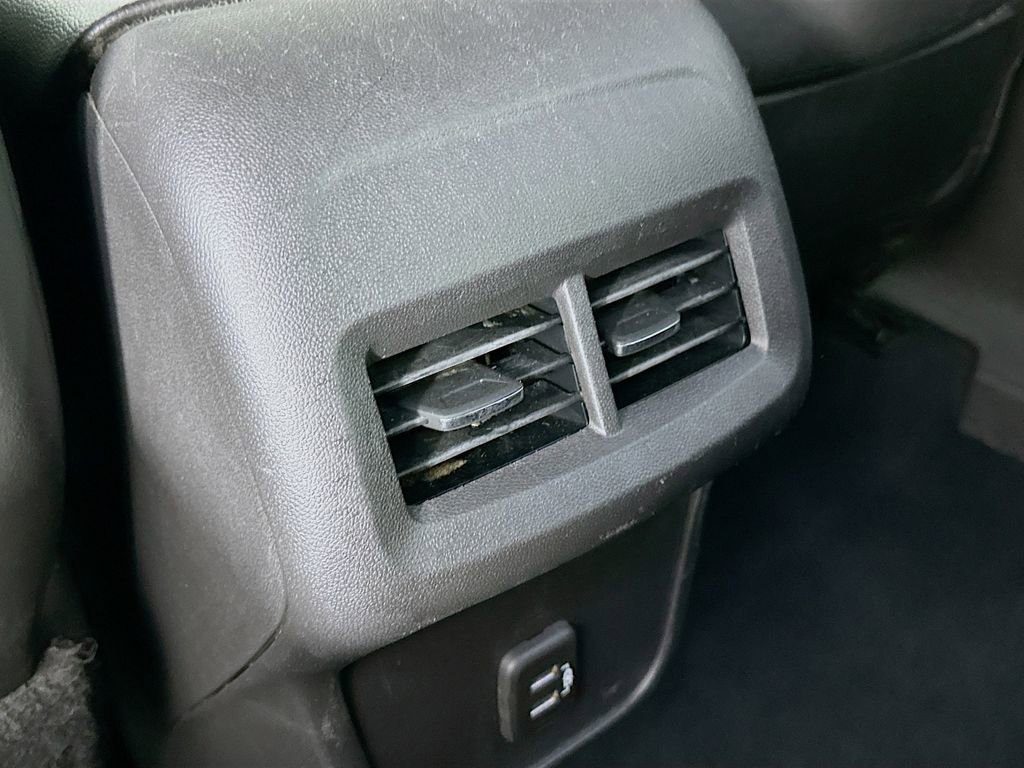 Used 2022 GMC Terrain SLT w/ Infotainment Package II image 36