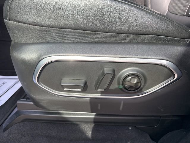 Used 2024 Jeep Wagoneer 4WD image 31