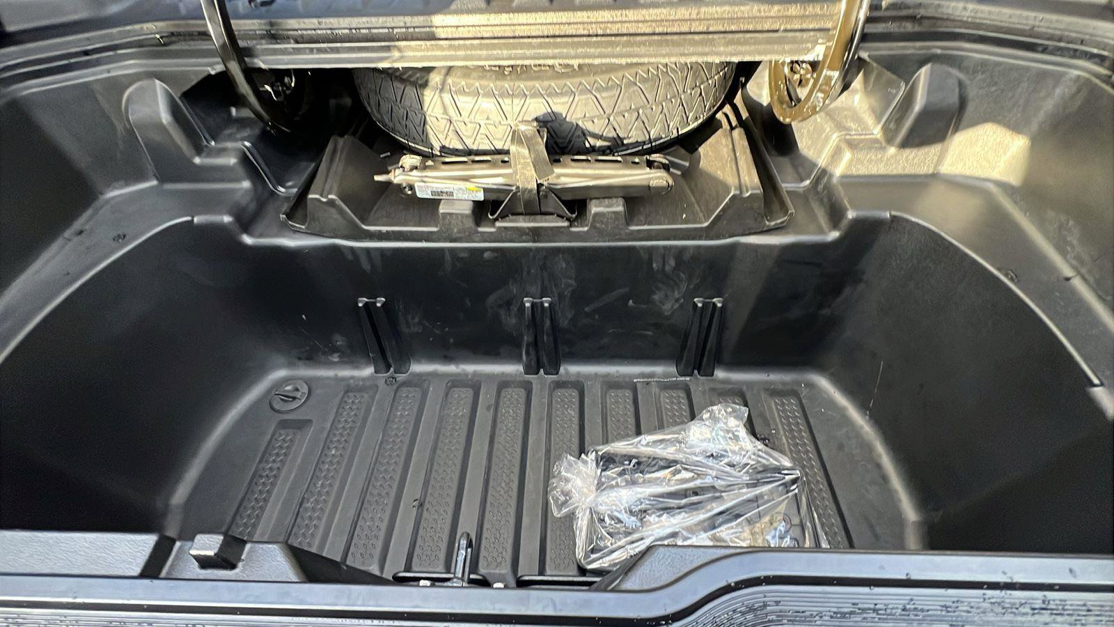 New 2026 Honda Ridgeline Black Edition image 17