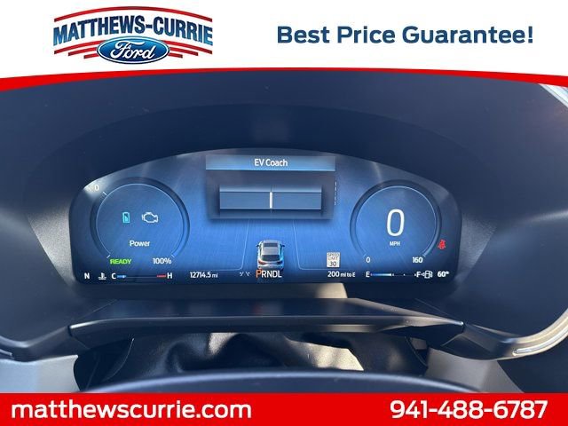 Certified 2025 Ford Escape Platinum w/ Premium Technology Package image 16