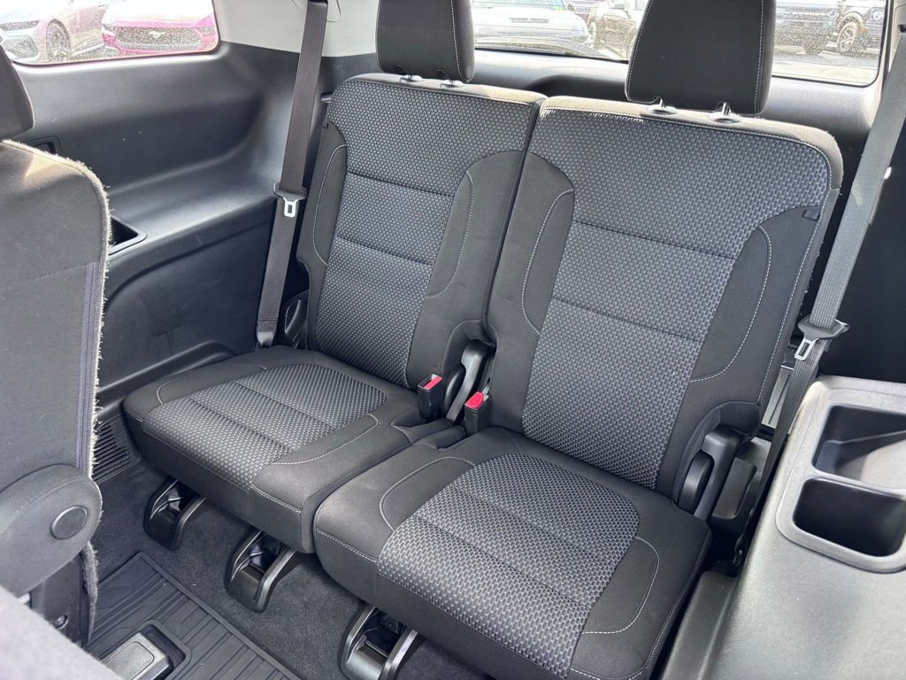 Used 2022 GMC Acadia SLE FWD image 29