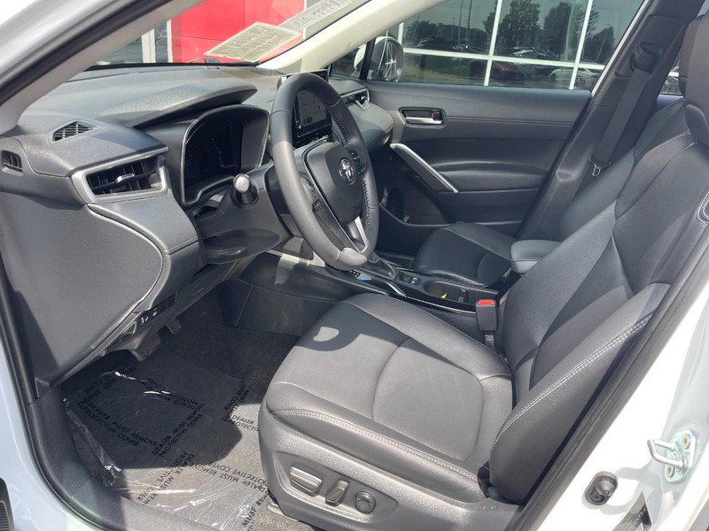 Used 2024 Toyota Corolla Cross XLE AWD/4WD image 19