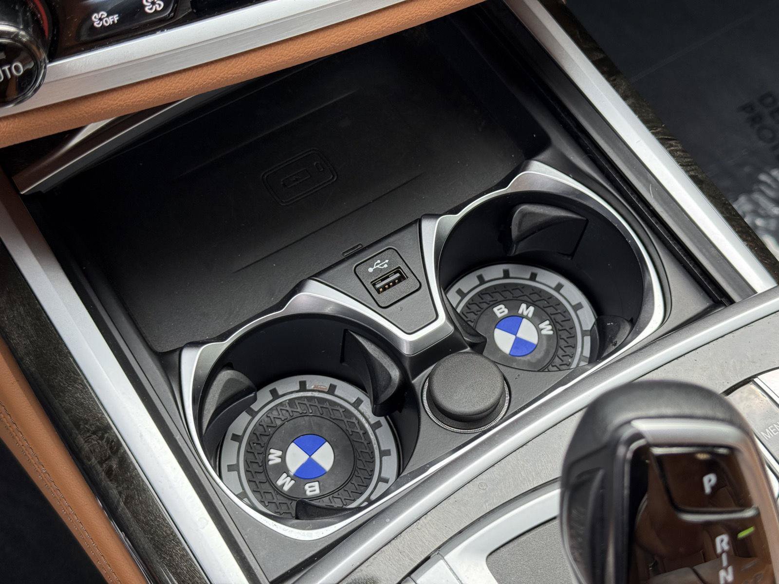 Used 2022 BMW 750i xDrive w/ Luxury Rear Seating Package AWD/4WD image 15
