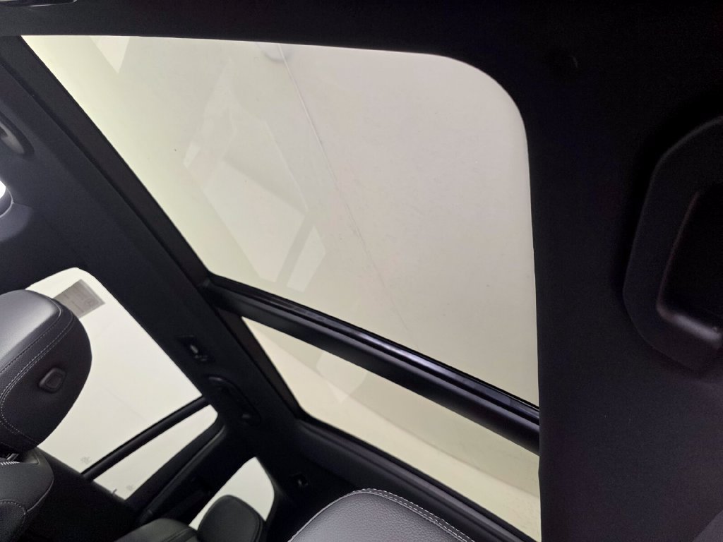 New 2027 Mercedes-Benz GLS 450 4MATIC image 9
