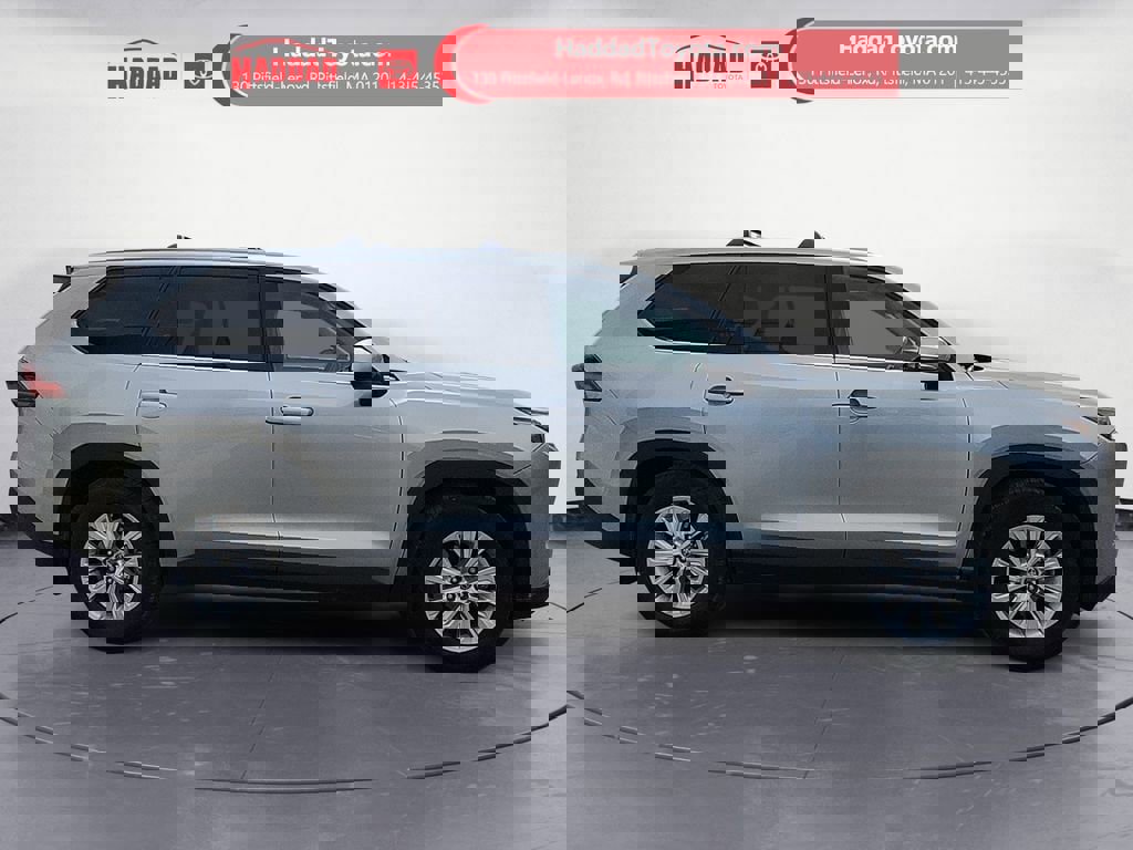 Used 2025 Toyota Grand Highlander AWD Hybrid image 6