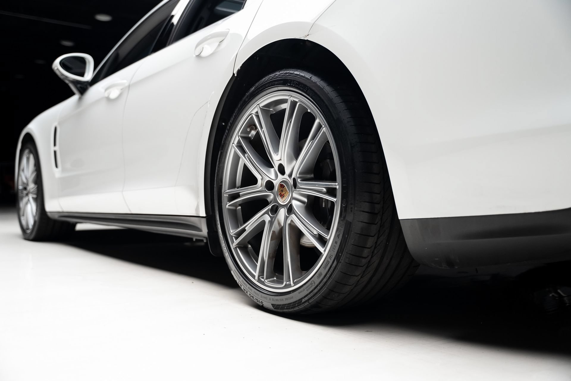 Used 2023 Porsche Panamera 4 AWD/4WD image 80