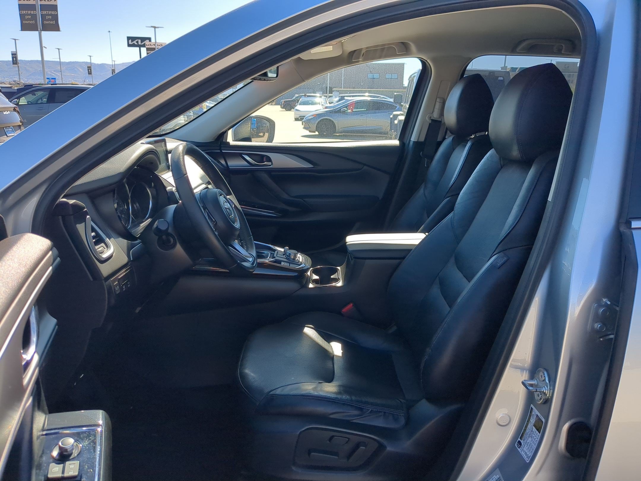 Used 2018 MAZDA CX-9 Touring AWD/4WD image 23