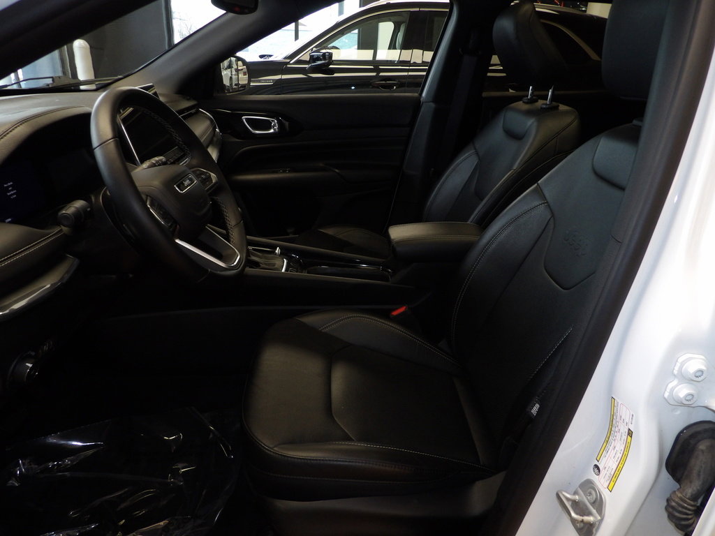 Used 2022 Jeep Compass High Altitude image 27