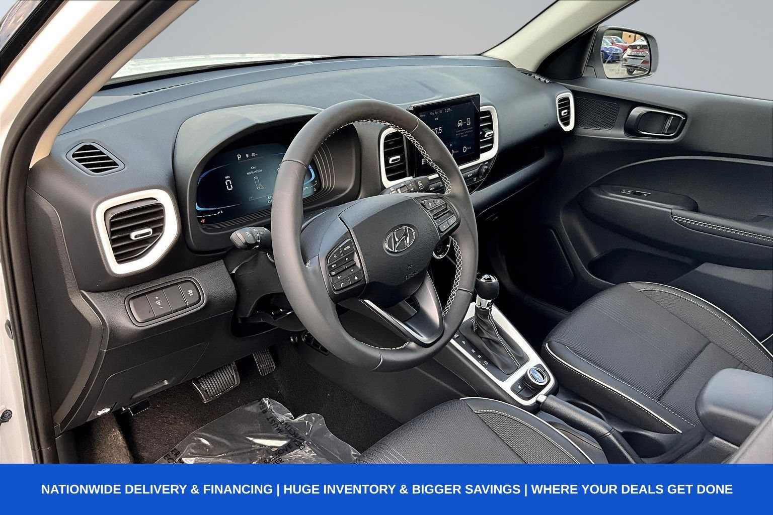 Used 2026 Hyundai Venue SEL FWD image 23