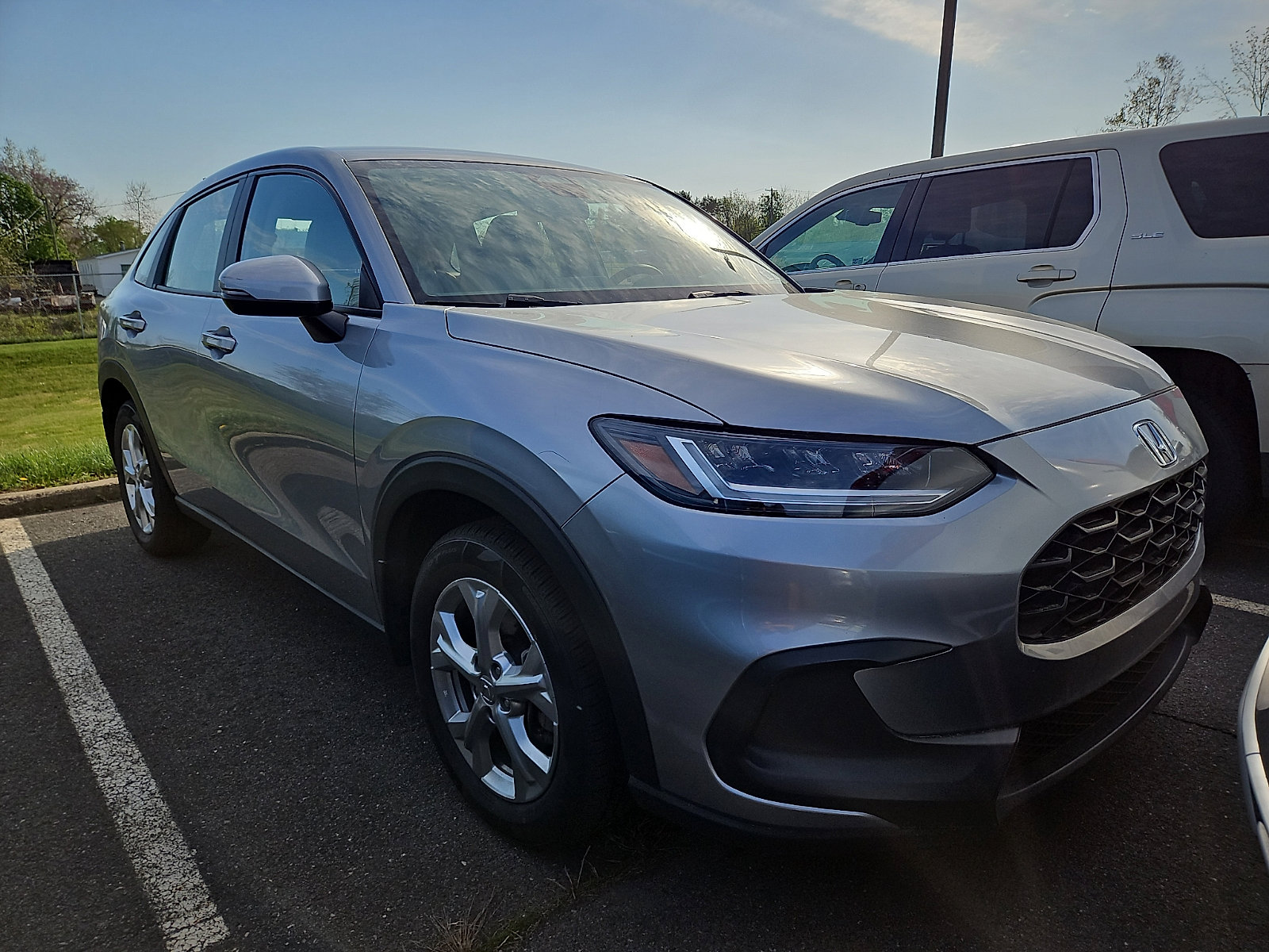 Used 2023 Honda HR-V LX image 1