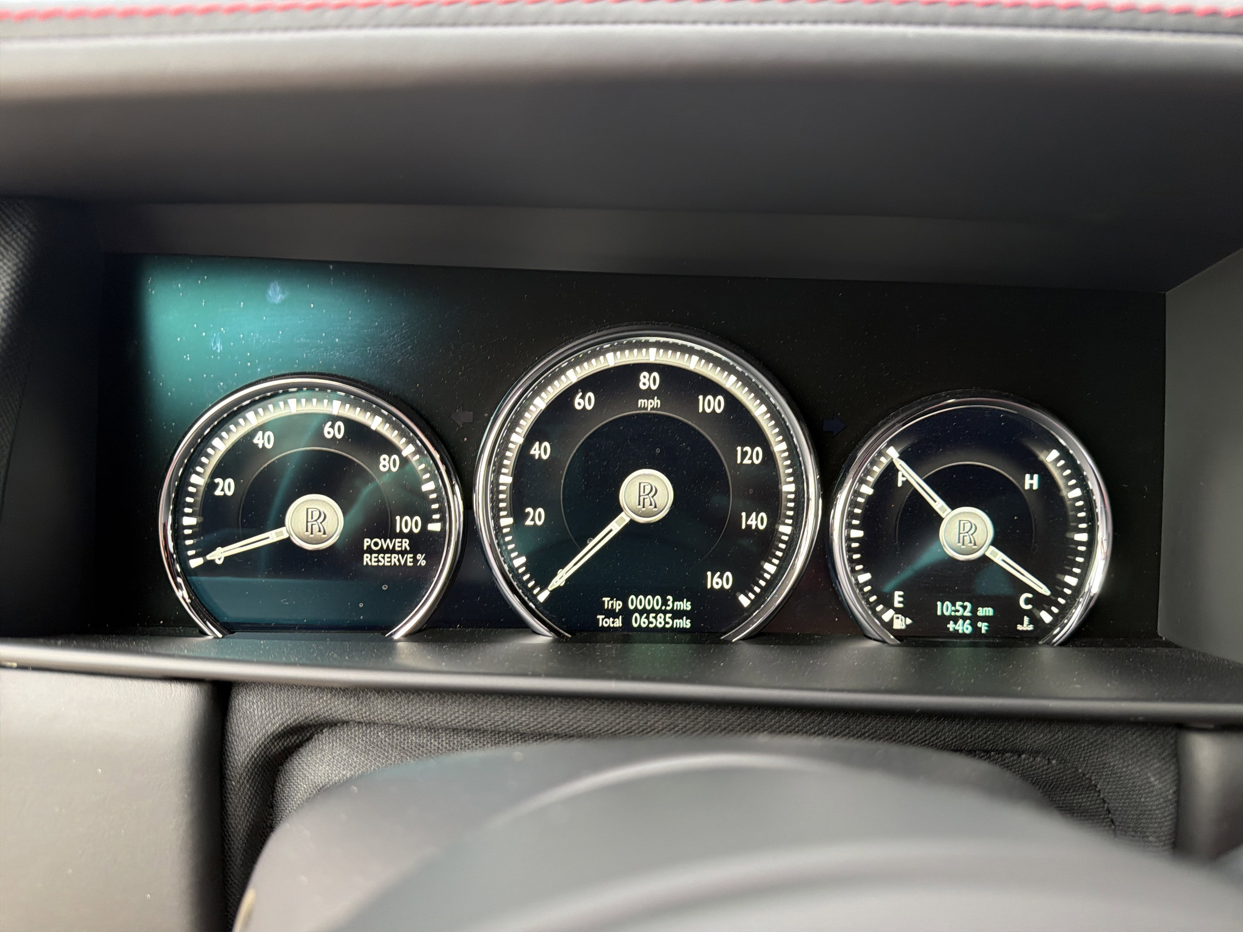 Certified 2023 Rolls-Royce Cullinan w/ Cullinan Package image 28