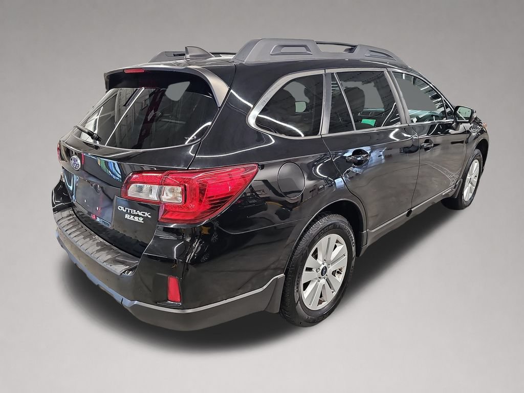Used 2017 Subaru Outback 2.5i Premium AWD/4WD image 4