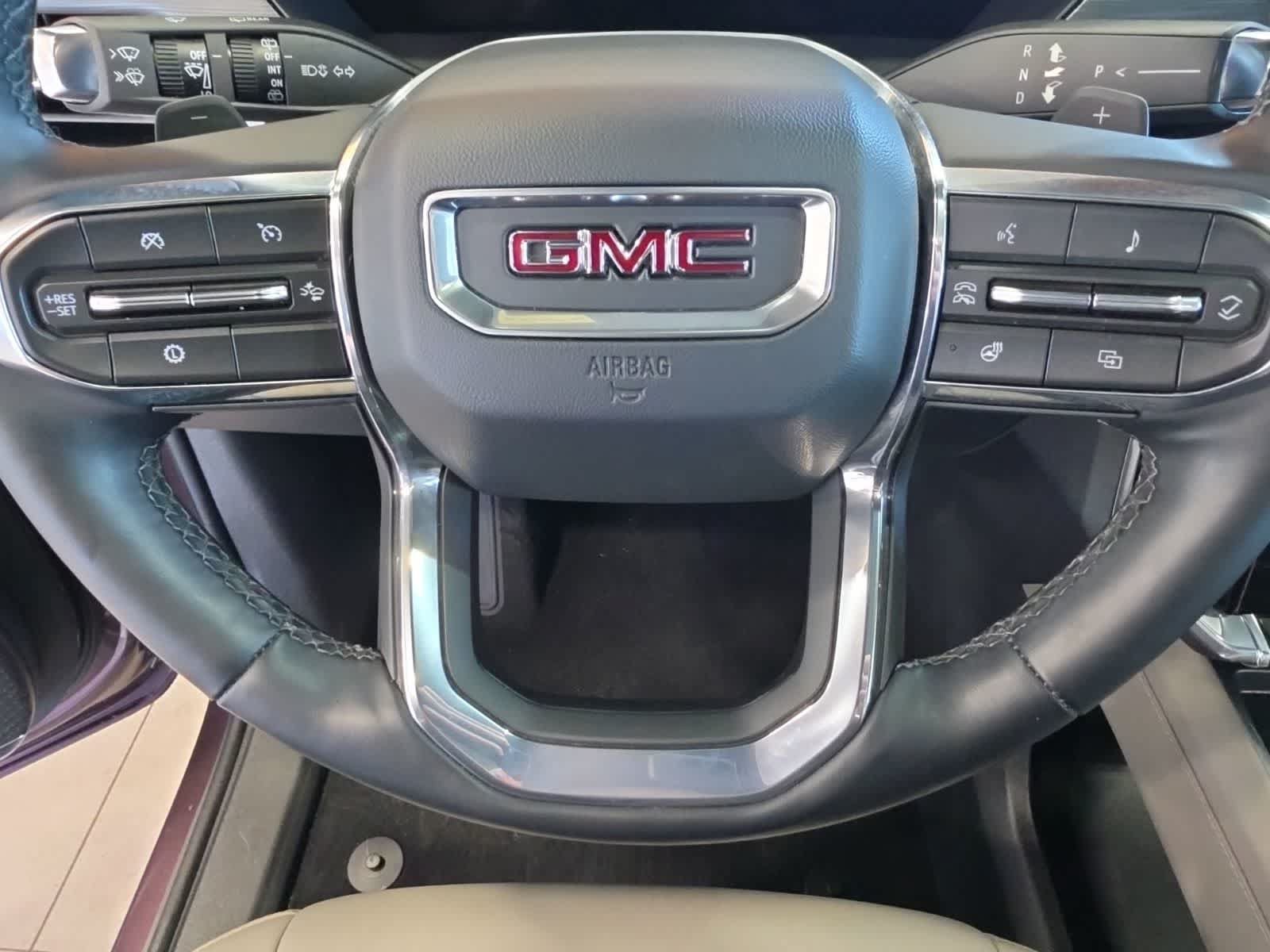 Used 2024 GMC Acadia Elevation AWD/4WD image 29