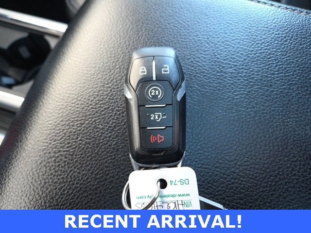 Used 2017 Ford F150 Lariat w/ Equipment Group 502A Luxury image 11