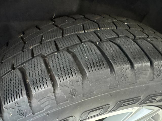 Used 2023 Chevrolet Traverse LT AWD/4WD image 15