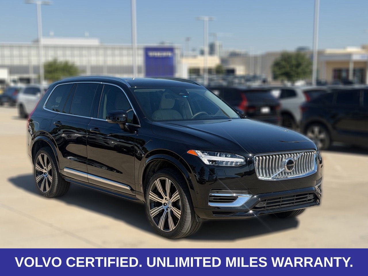 Certified 2025 Volvo XC90 T8 Ultra w/ Protection Package Premier AWD/4WD image 8