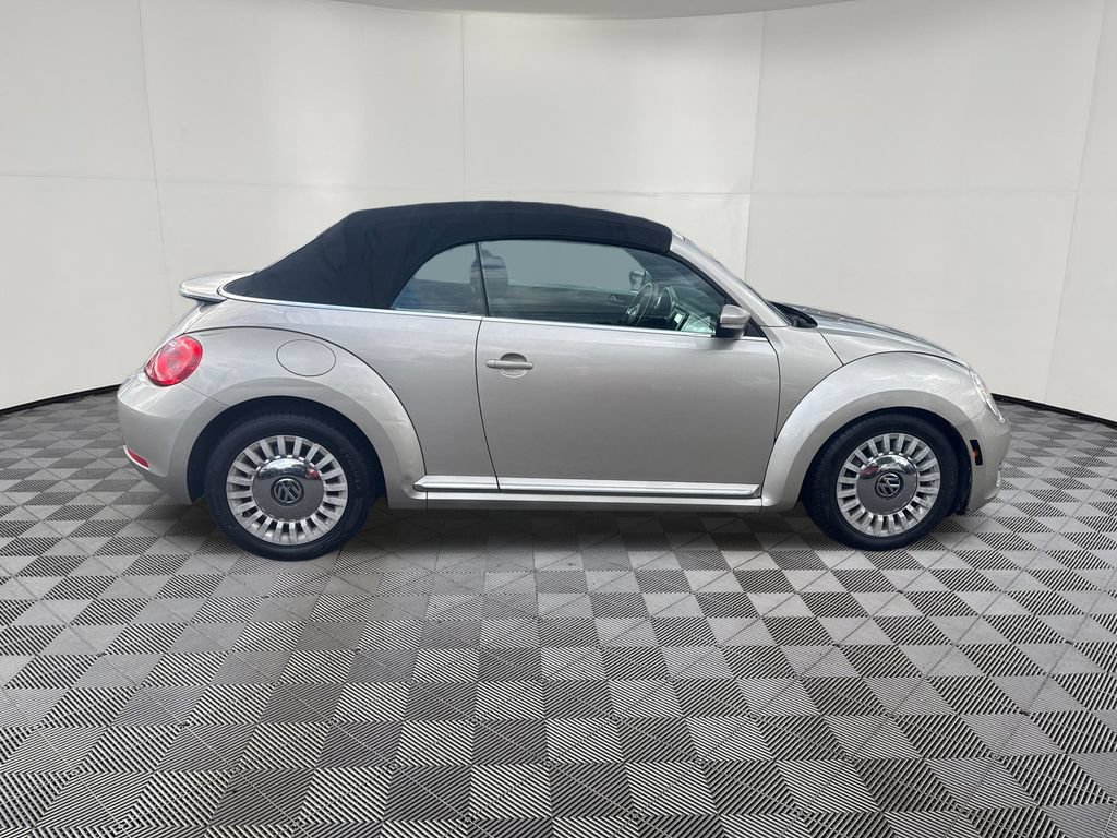 Used 2014 Volkswagen Beetle 1.8T FWD image 6