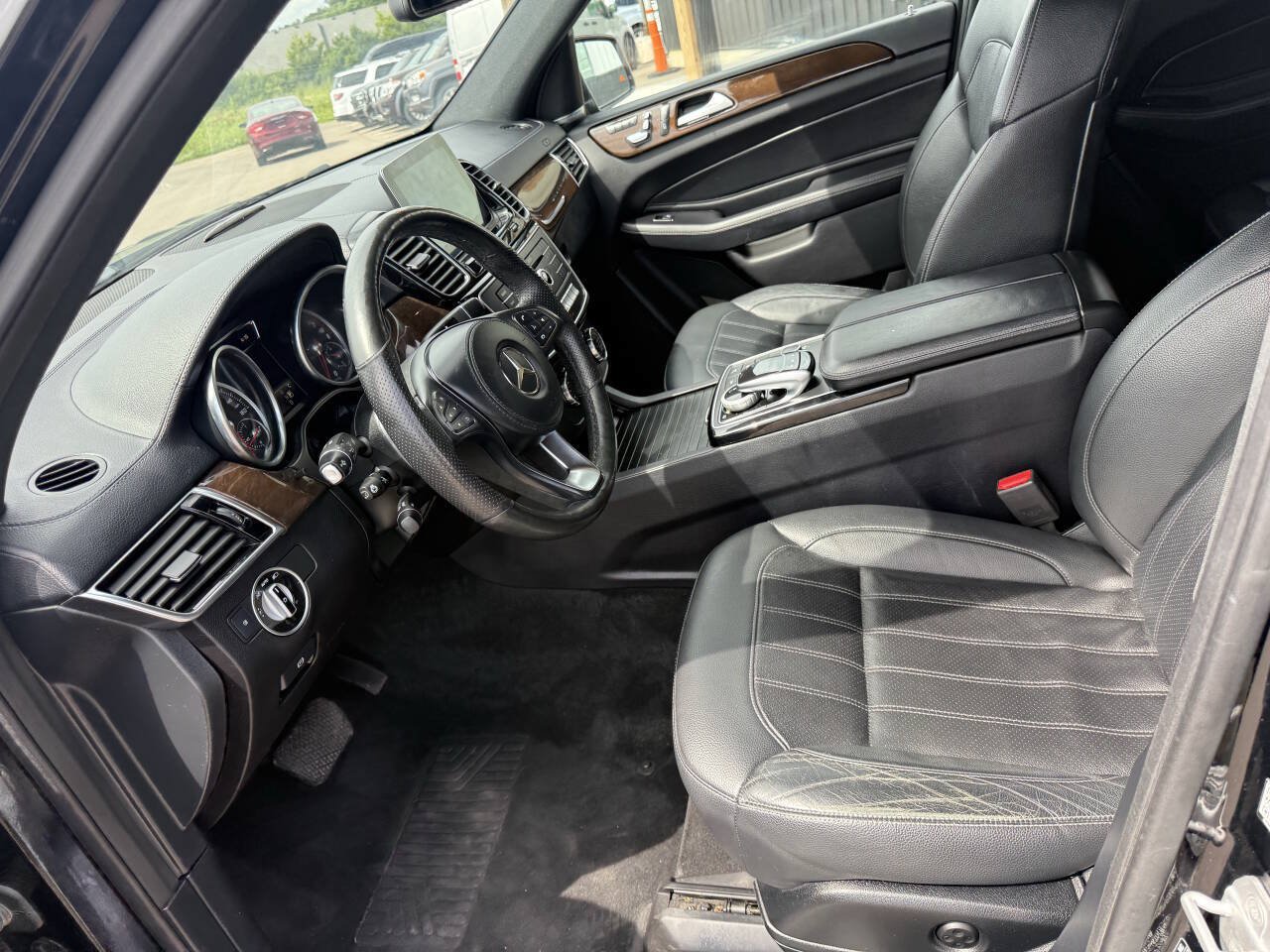 Used 2017 Mercedes-Benz GLS 450 4MATIC w/ Premium Package image 18
